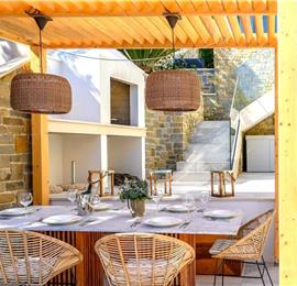 Spectacular 4 Bedroom Luxury Villa with Infinity Pool on Brac Island, sleeps 8